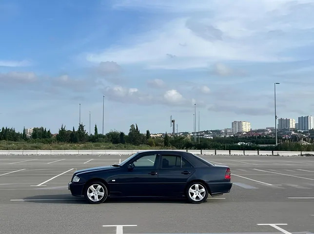 Mercedes C 200, 2.0 L, 1997 year, 330 000 km, Baku - Price: 9 700 ₼ - Tunel.az