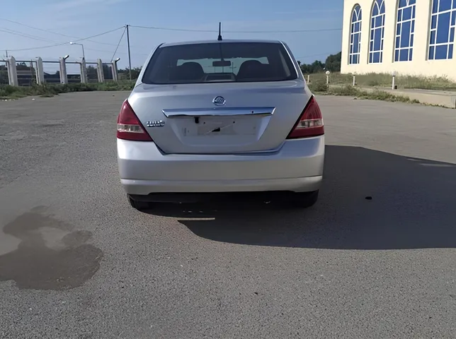 Nissan Tiida, 1.5 L, 2011 ano, 250 000 km, Baku - Preço: 11 300 ₼ - Tunel.az