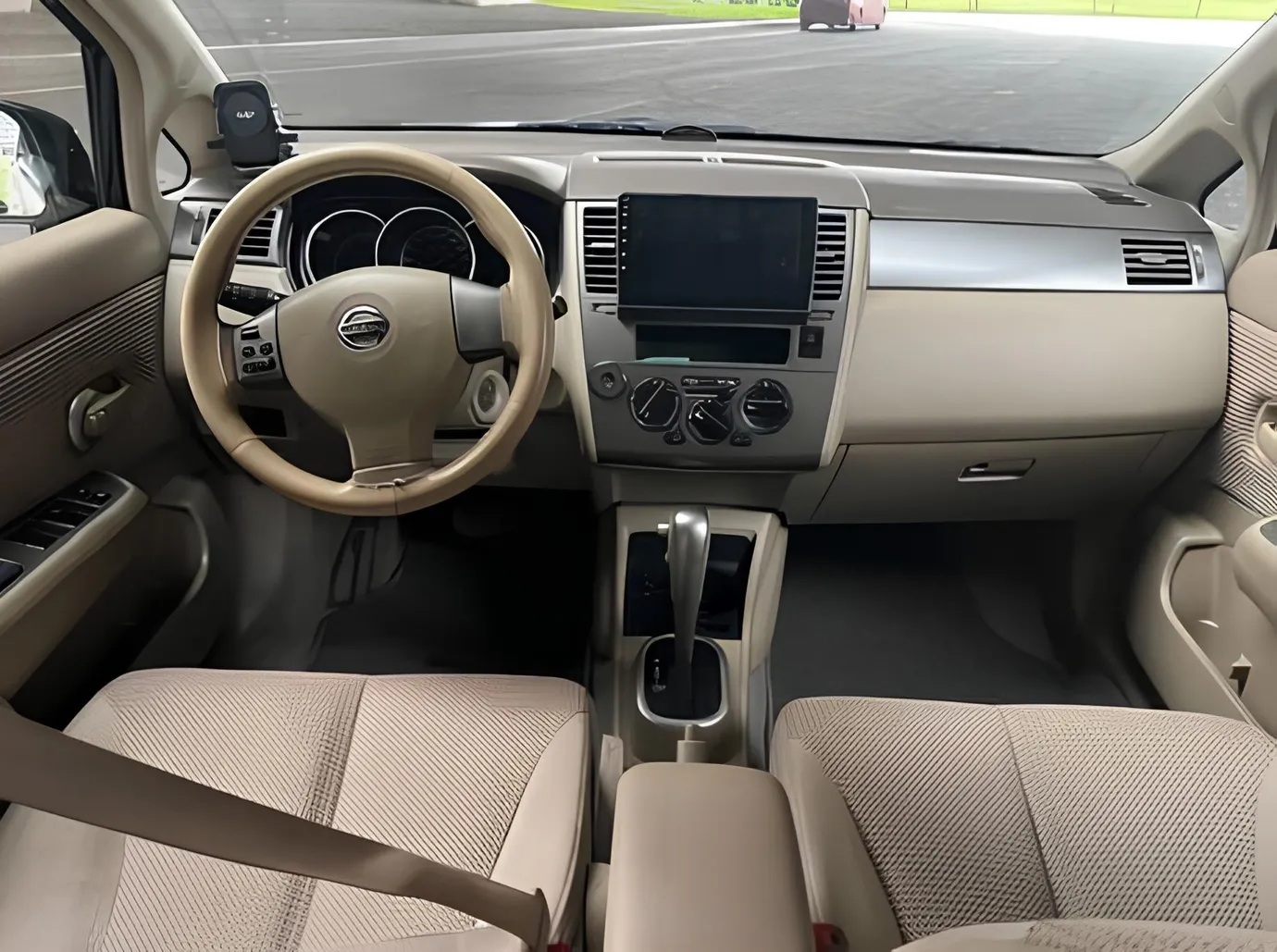 Nissan Tiida, 1.6 L, 2010 ano, 151 780 km, Baku - Preço: 14 300 ₼ - Tunel.az