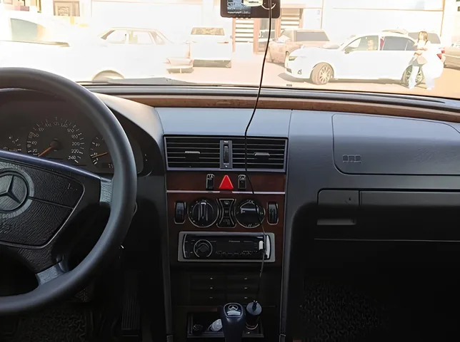 Mercedes C 180, 1.8 L, 1997 year, 298 400 km, Lankaran - Price: 9 900 ₼ - Tunel.az