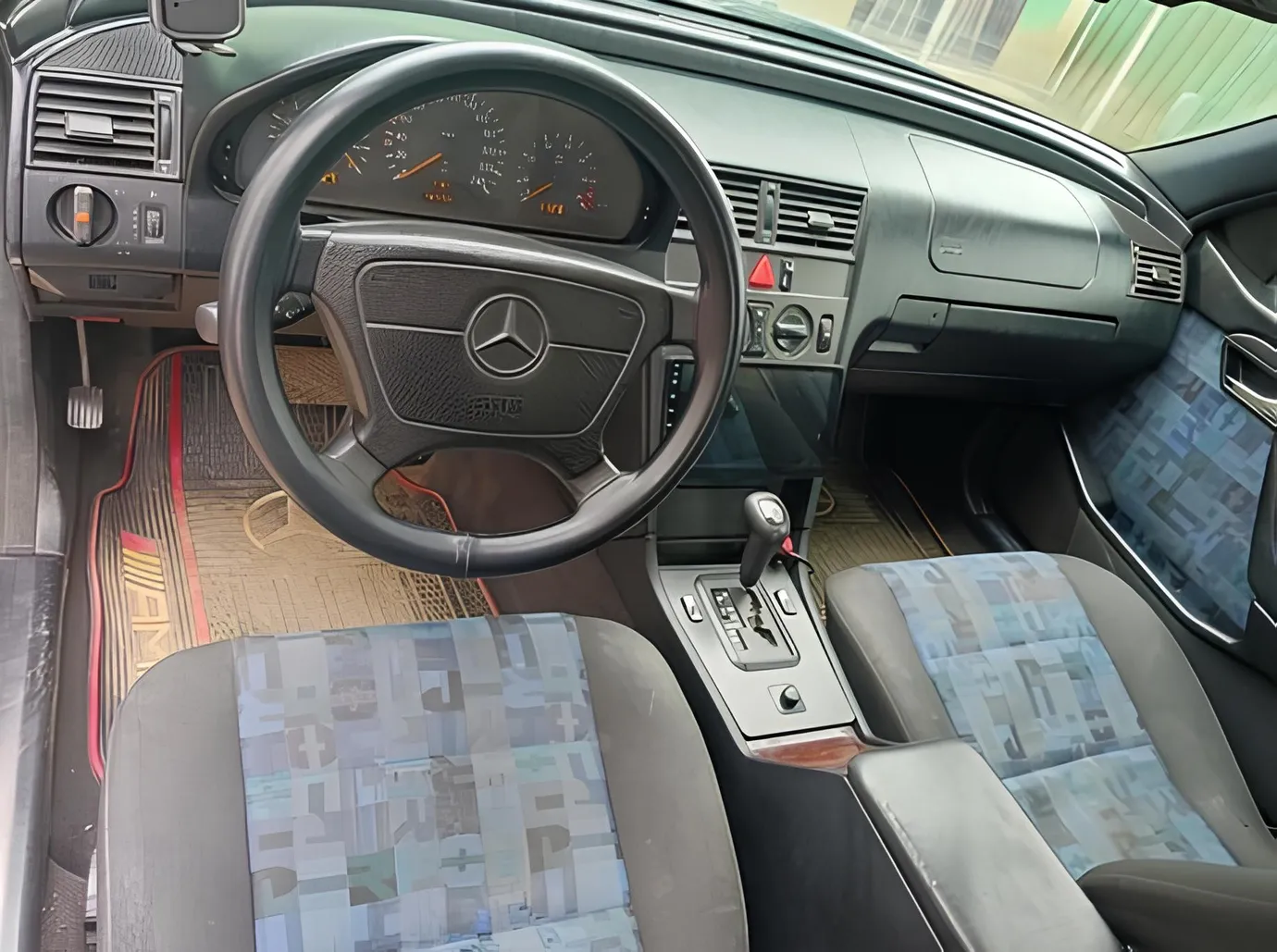 Mercedes C 180, 1.8 L, 1996 год, 494 753 km, Масаллы - Цена: 10 000 ₼ - Tunel.az