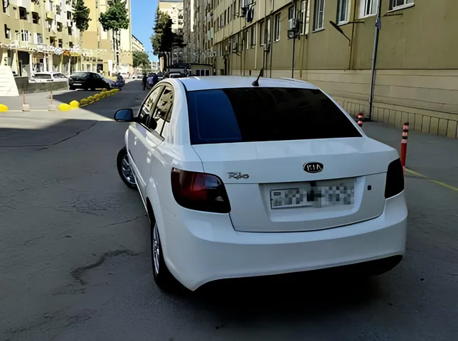 Kia Rio, 1.6 L, 2011 год, 198 000 km, Хырдалан - Цена: 13 000 ₼ - Tunel.az