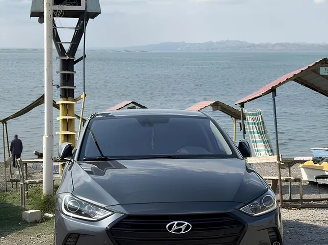Hyundai Avante, 1.6 L, 2018 год, 200 000 km, Мингечаур - Цена: 24 000 ₼ - Tunel.az
