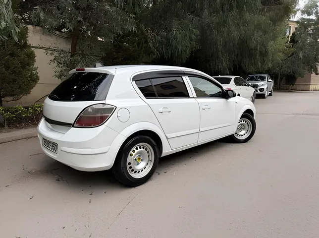 Opel Astra, 1.4 L, 2008 год, 298 000 km, Баку - Цена: 10 800 ₼ - Tunel.az