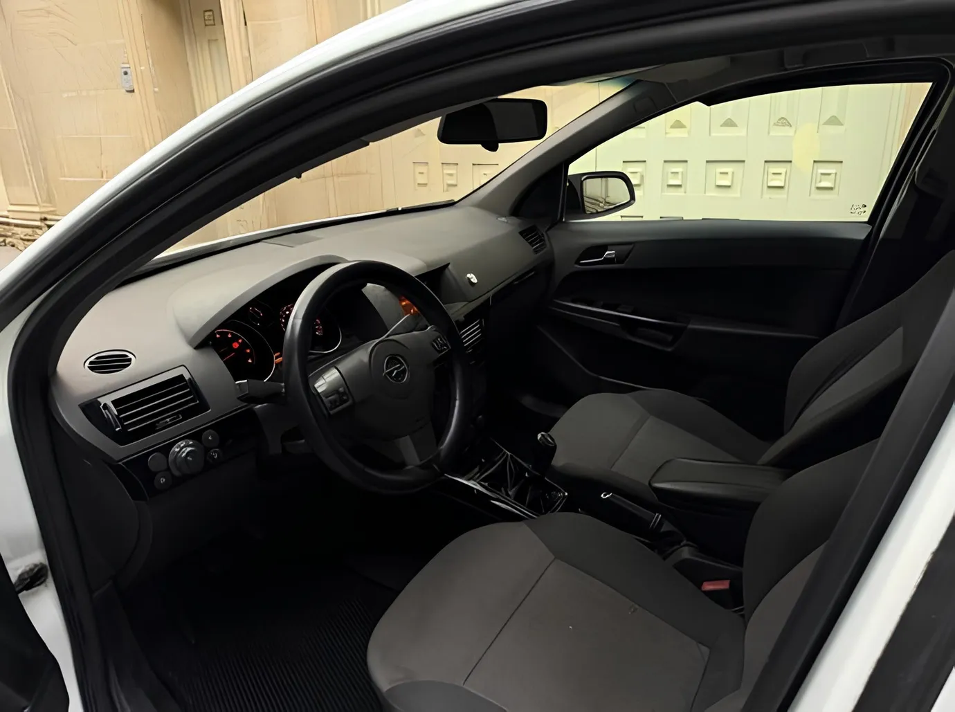 Opel Astra, 1.4 L, 2008 год, 298 000 km, Баку - Цена: 10 800 ₼ - Tunel.az