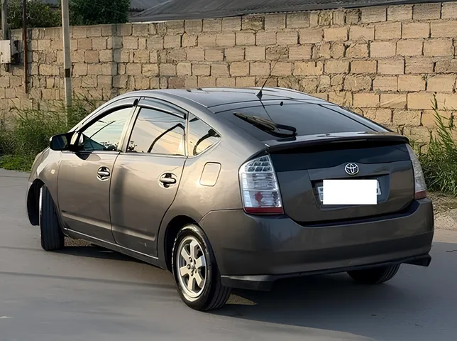 Toyota Prius, 1.5 L, 2008 წელი, 319 000 km, Baku - ფასი: 11 500 ₼ - Tunel.az