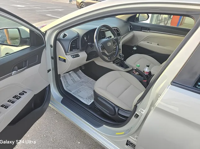 Hyundai Elantra, 2.0 L, 2017 год, 177 028 km, Баку - Цена: 22 900 ₼ - Tunel.az