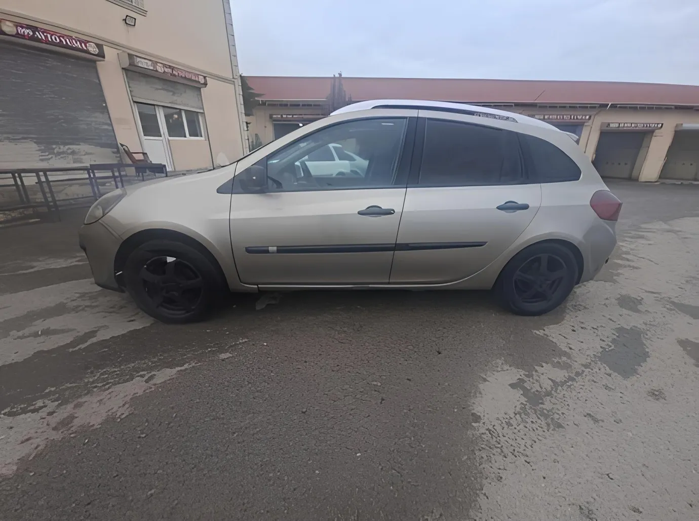 Renault Clio, 1.5 L, 2008 yıl, 280 000 km, Baku - Fiyat: 4 300 ₼ - Tunel.az