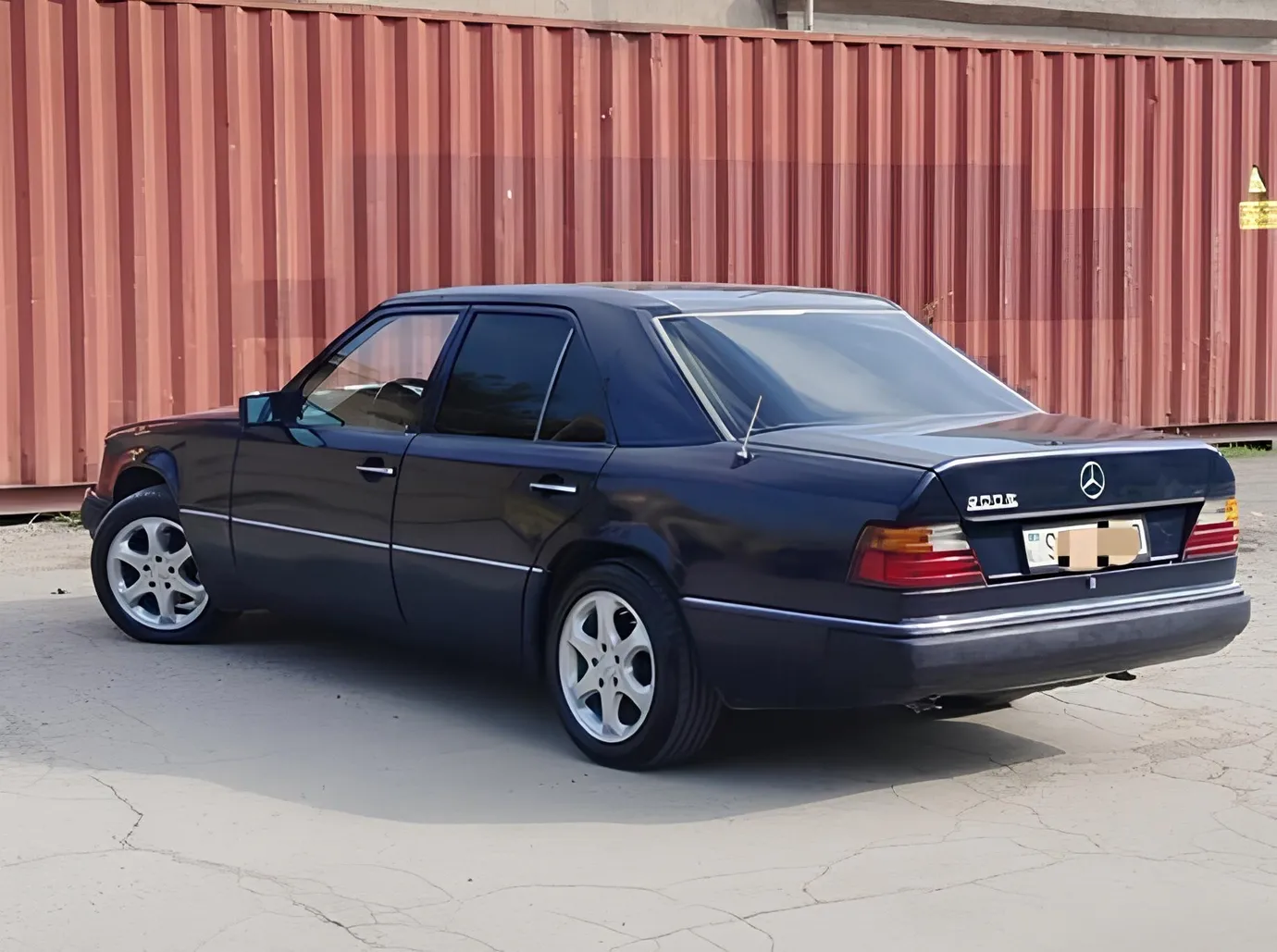 Mercedes 200, 2.0 L, 1991 год, 415 233 km, Сумгаит - Цена: 4 900 ₼ - Tunel.az