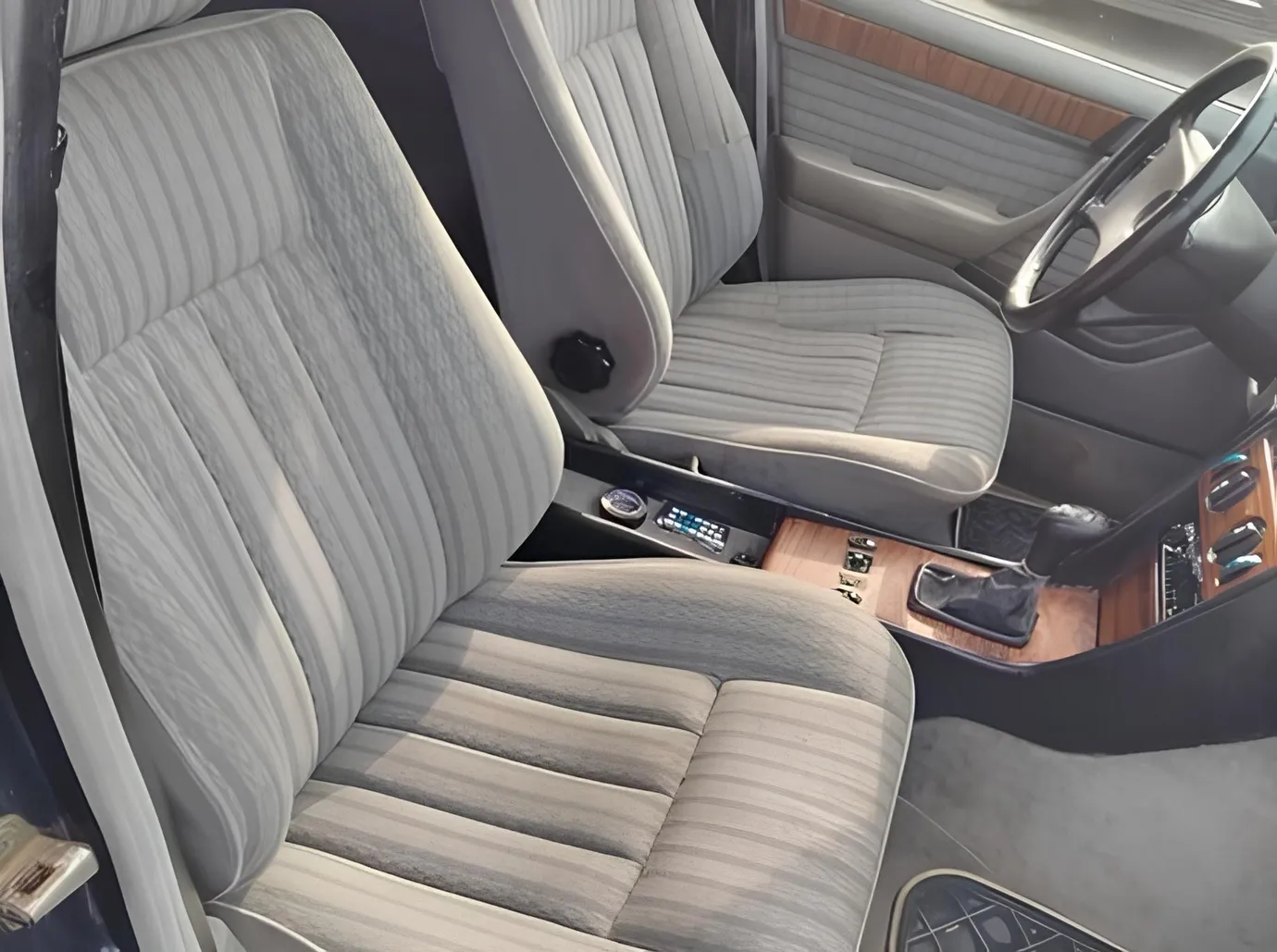 Mercedes 200, 2.0 L, 1991 год, 415 233 km, Сумгаит - Цена: 4 900 ₼ - Tunel.az