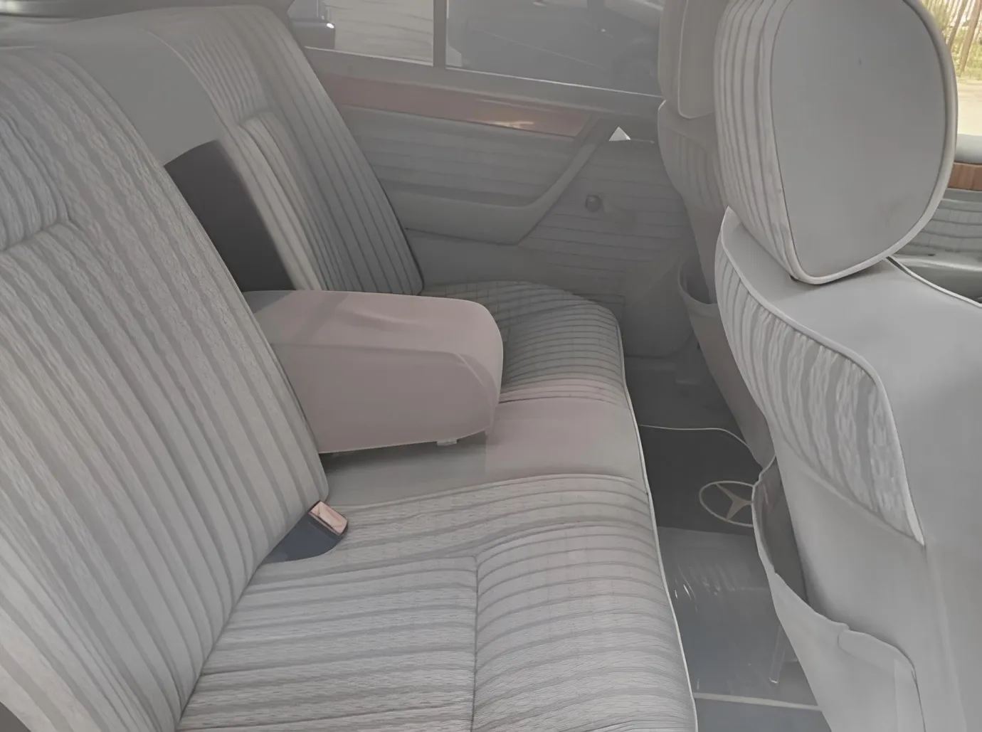Mercedes 200, 2.0 L, 1991 год, 415 233 km, Сумгаит - Цена: 4 900 ₼ - Tunel.az