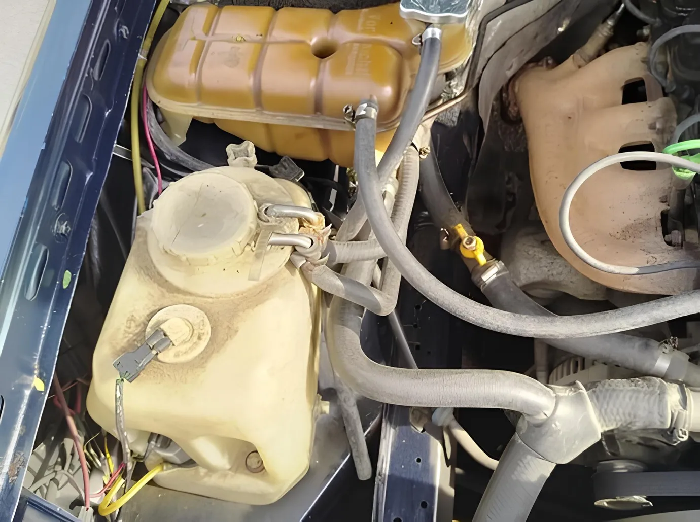 Mercedes 200, 2.0 L, 1991 год, 415 233 km, Сумгаит - Цена: 4 900 ₼ - Tunel.az
