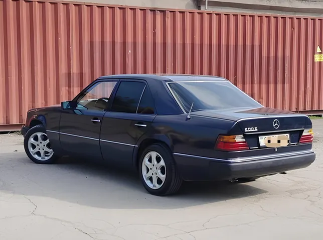 Mercedes 200, 2.0 L, 1991 год, 415 233 km, Сумгаит - Цена: 4 900 ₼ - Tunel.az