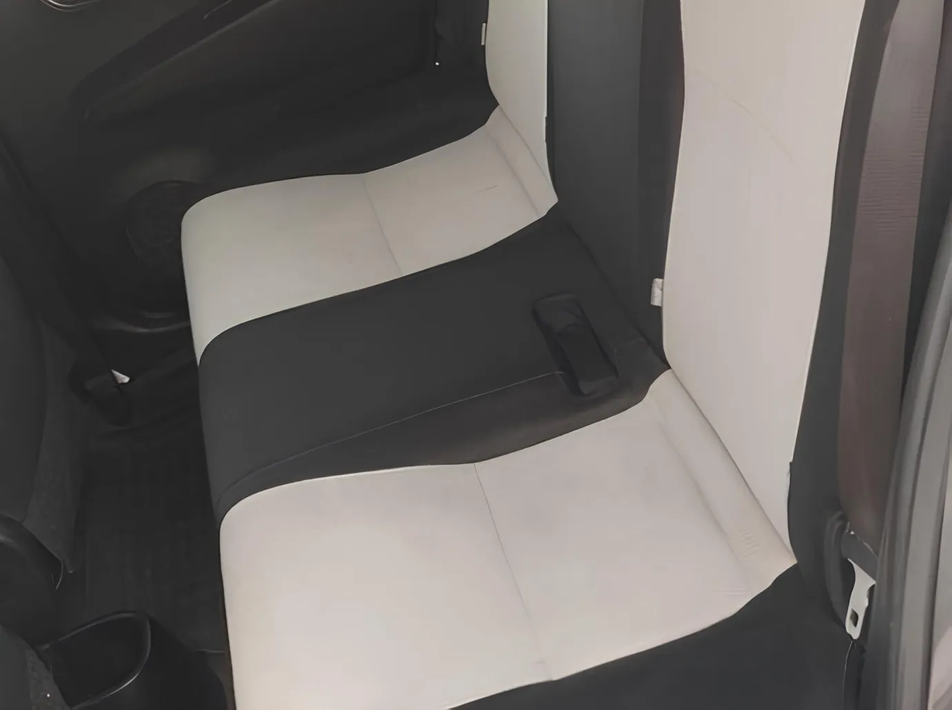Toyota Yaris, 1.5 L, 2012 i̇l, 350 000 km, Bakı - Qiymət: 12 800 ₼ - Tunel.az