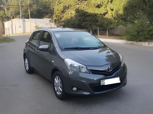 Toyota Yaris, 1.5 L, 2012 i̇l, 350 000 km, Bakı - Qiymət: 12 800 ₼ - Tunel.az