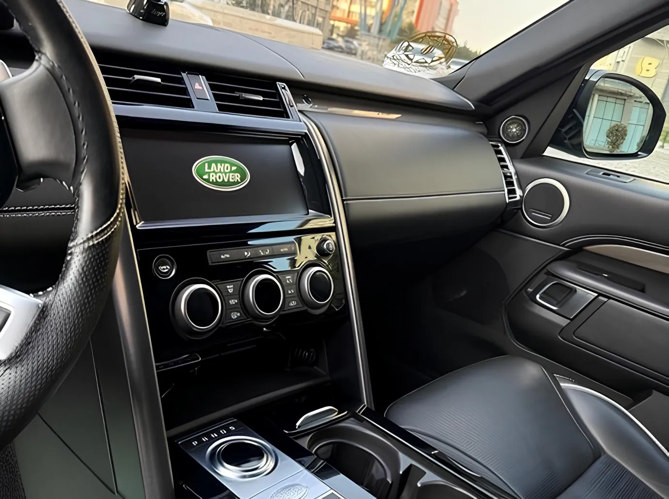 Land Rover Discovery, 3.0 L, 2020 წელი, 132 597 km, Baku - ფასი: 52 900 ₼ - Tunel.az