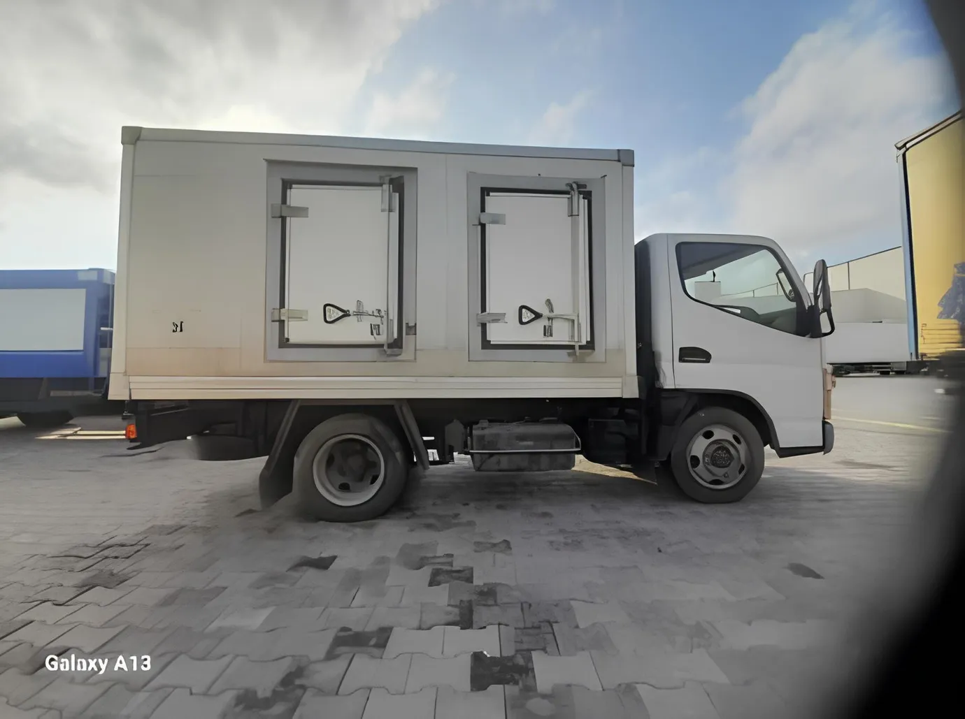 Mitsubishi Fuso Canter, 3.0 L, 2013 año, 384 994 km, Baku - Precio: 20 000 ₼ - Tunel.az