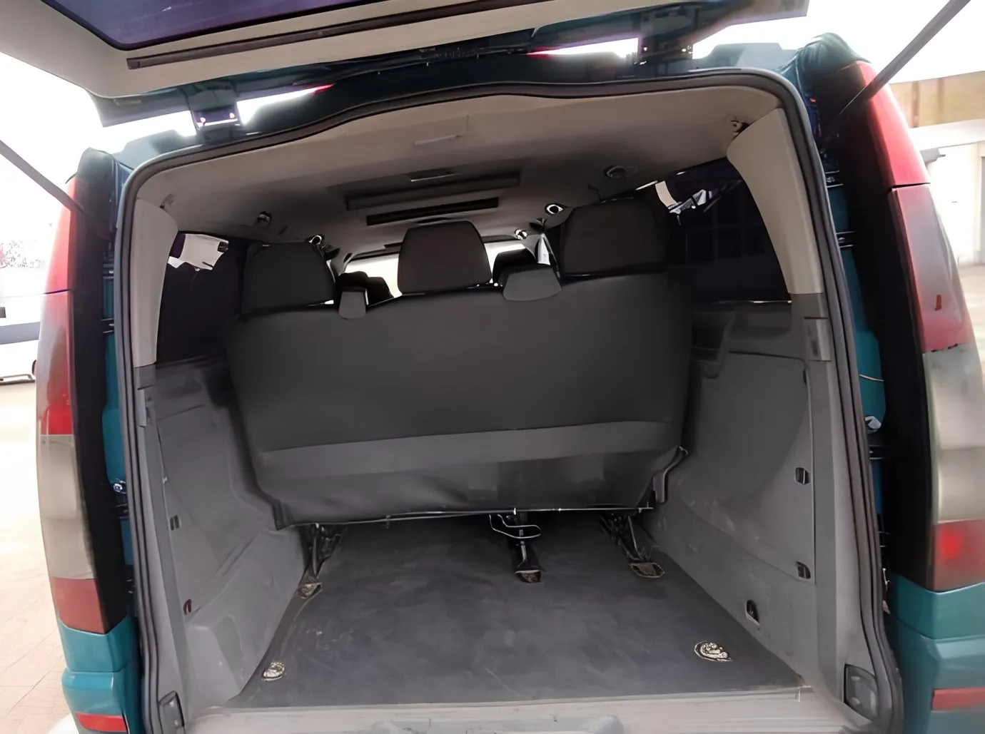 Mercedes Vito 115, 2.1 L, 2008 i̇l, 500 000 km, Sumqayıt - Qiymət: 19 000 ₼ - Tunel.az