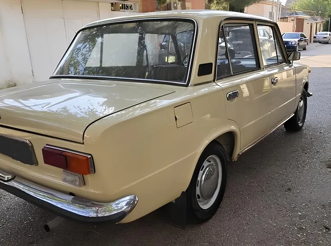 LADA (VAZ) 21011, 1.3 L, 1979 i̇l, 487 450 km, Bakı - Qiymət: 7 000 ₼ - Tunel.az