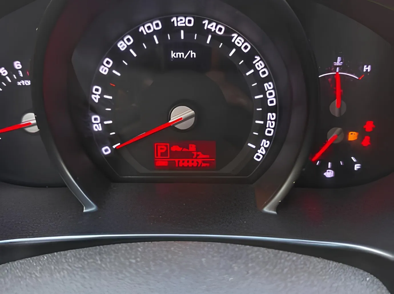 Kia Sportage, 2.0 L, 2013 i̇l, 166 000 km, Bakı - Qiymət: 22 600 ₼ - Tunel.az