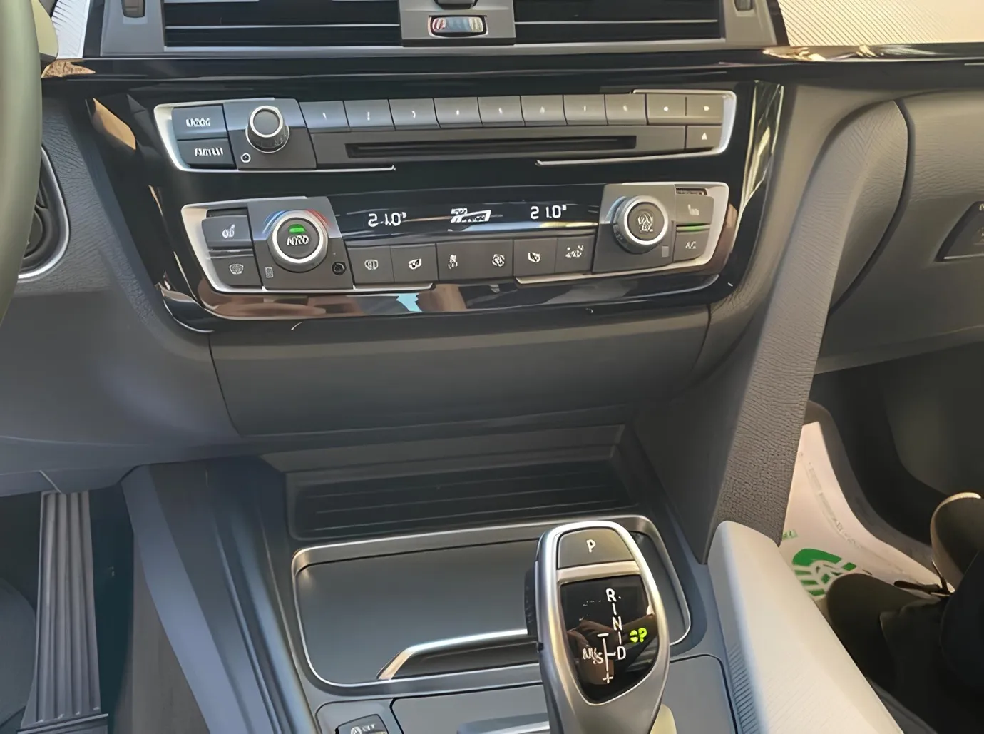 BMW 330, 2.0 L, 2018 год, 72 000 km, Баку - Цена: 33 500 ₼ - Tunel.az