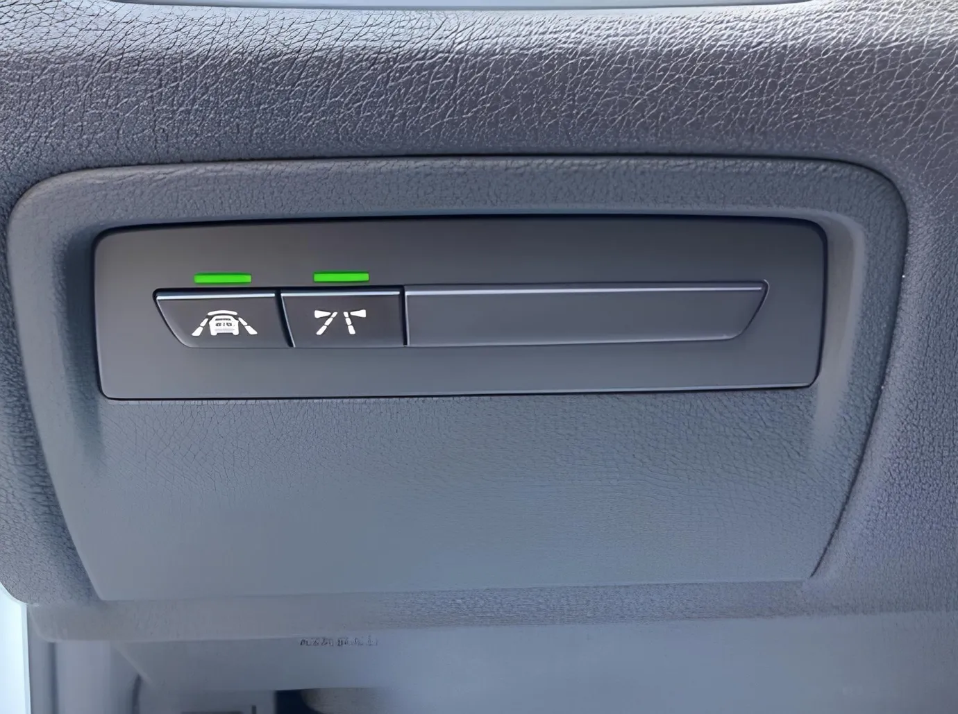 BMW 330, 2.0 L, 2018 год, 72 000 km, Баку - Цена: 33 500 ₼ - Tunel.az
