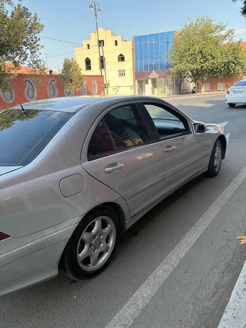 Mercedes C 200, 2.2 L, 2001 year, 500 000 km, Ganja - Price: 8 500 ₼ - Tunel.az