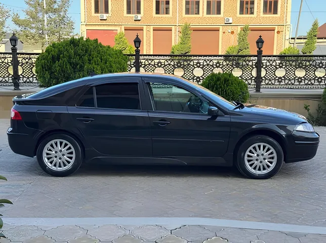 Renault Laguna, 2.0 L, 2007 год, 298 200 km, Баку - Цена: 5 700 ₼ - Tunel.az