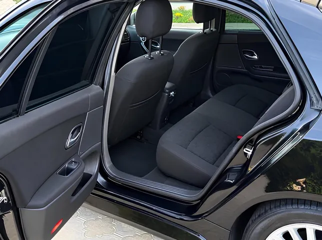 Renault Laguna, 2.0 L, 2007 год, 298 200 km, Баку - Цена: 5 700 ₼ - Tunel.az