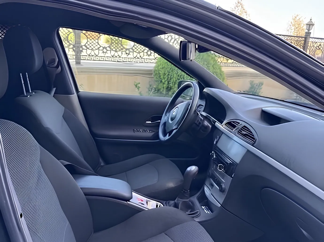 Renault Laguna, 2.0 L, 2007 год, 298 200 km, Баку - Цена: 5 700 ₼ - Tunel.az