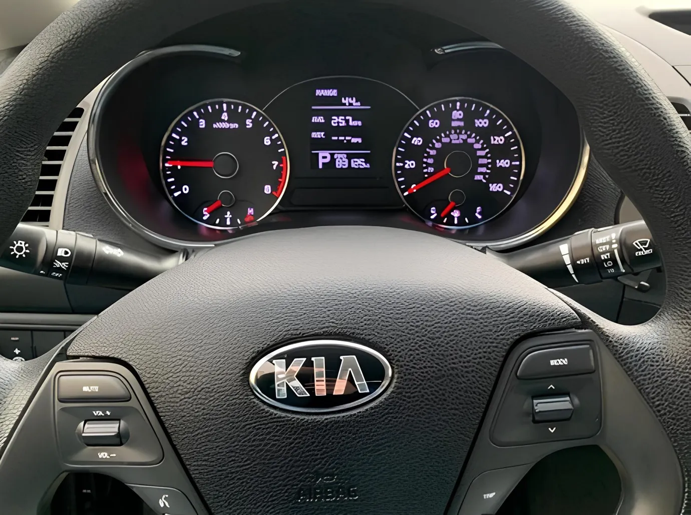 Kia Forte, 1.8 L, 2015 год, 156 106 km, Баку - Цена: 18 500 ₼ - Tunel.az
