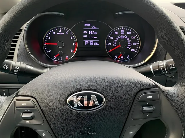 Kia Forte, 1.8 L, 2015 год, 156 106 km, Баку - Цена: 18 500 ₼ - Tunel.az
