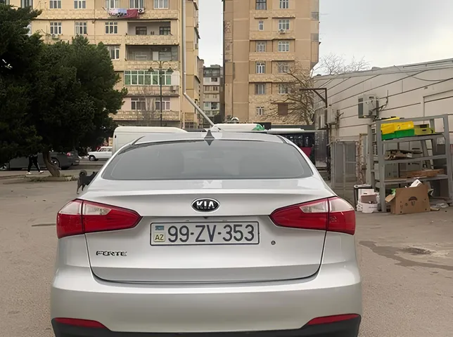 Kia Forte, 1.8 L, 2015 год, 156 106 km, Баку - Цена: 18 500 ₼ - Tunel.az
