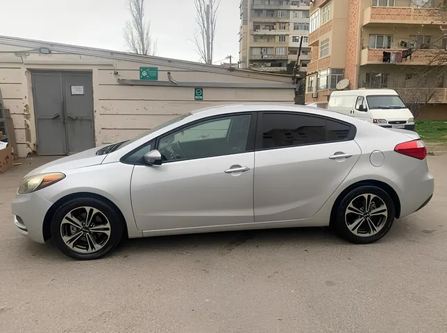 Kia Forte, 1.8 L, 2015 год, 156 106 km, Баку - Цена: 18 500 ₼ - Tunel.az