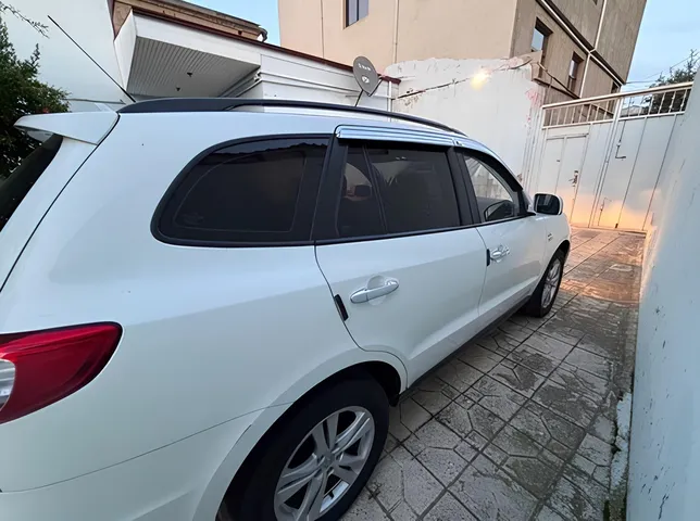 Hyundai Santa Fe, 2.0 L, 2011 year, 233 509 km, Baku - Price: 23 700 ₼ - Tunel.az