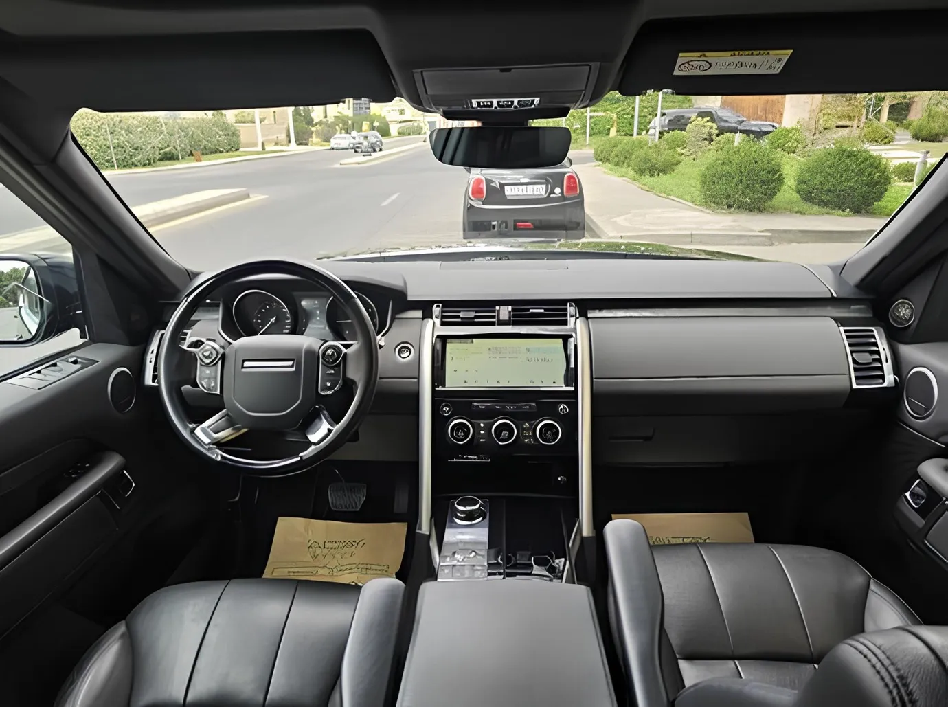 Land Rover Discovery, 2.0 L, 2017 year, 205 000 km, Baku - Price: 39 500 ₼ - Tunel.az