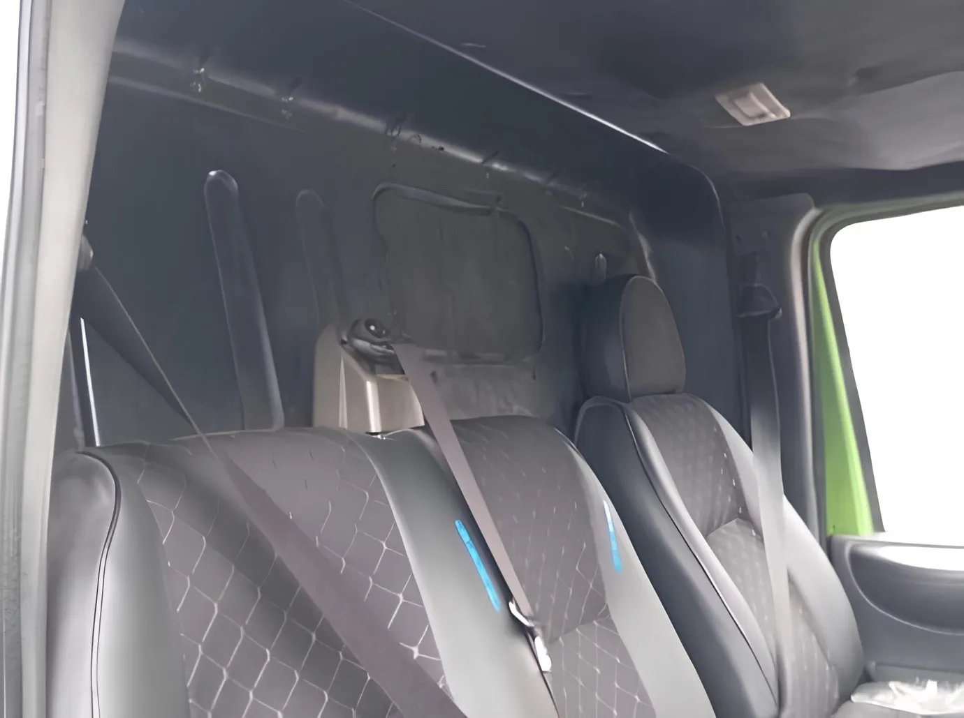 Ford Transit, 2.4 L, 2000 год, 333 000 km, Балакен - Цена: 14 600 ₼ - Tunel.az