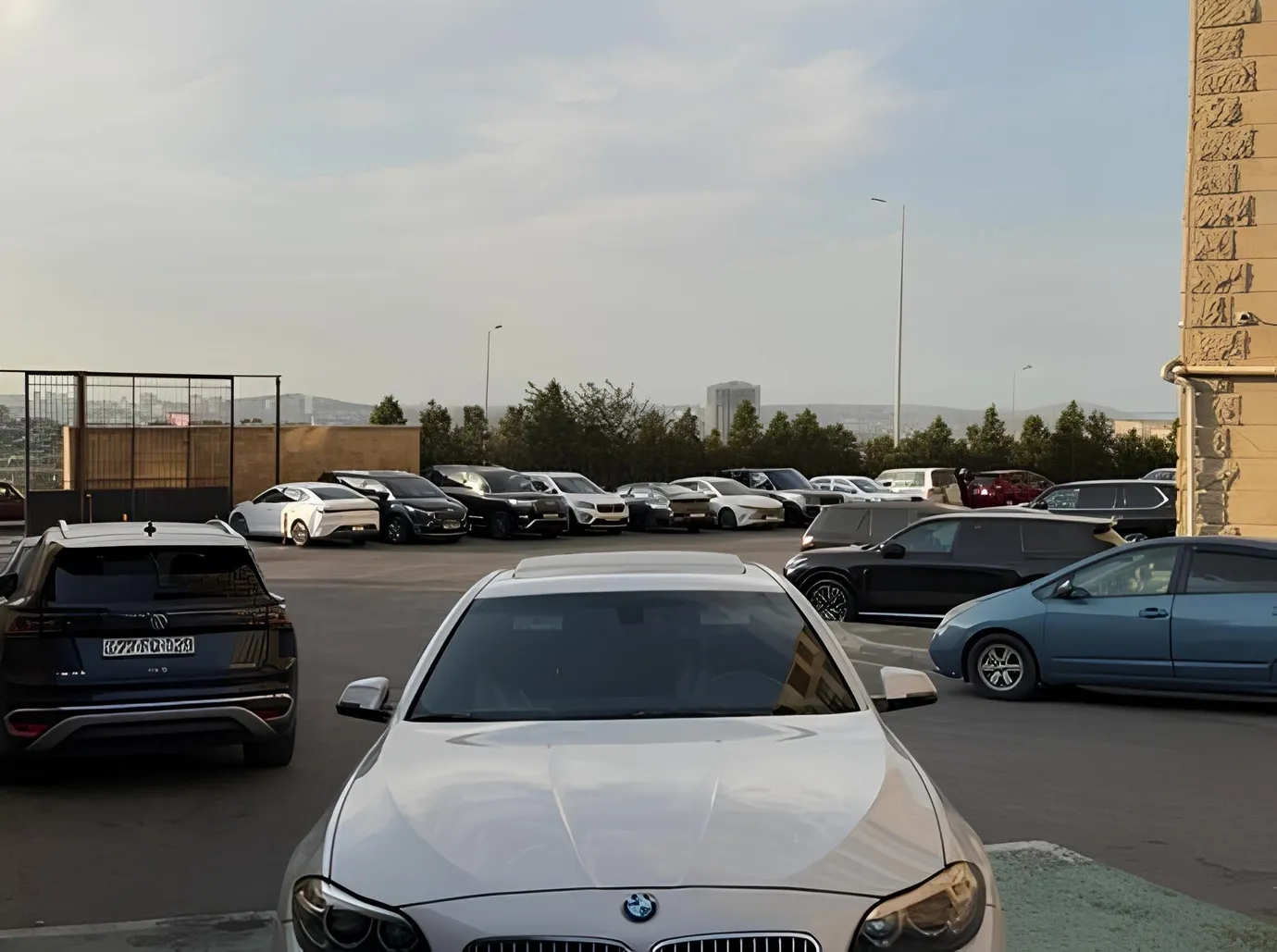 BMW 528, 2.0 L, 2015 yil, 236 450 km, Baku - Narxi: 27 300 ₼ - Tunel.az