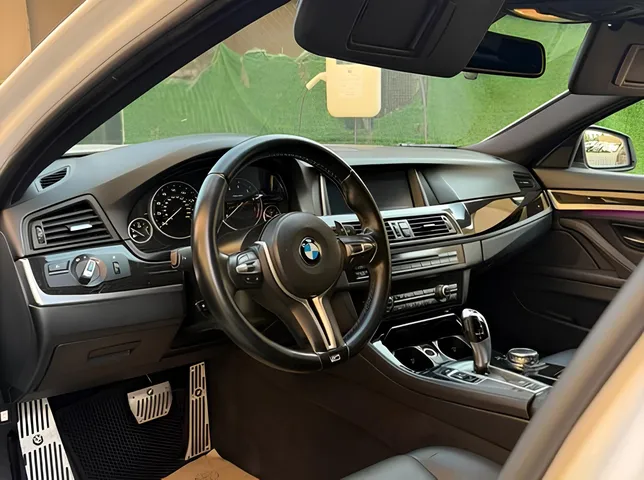 BMW 528, 2.0 L, 2015 yil, 236 450 km, Baku - Narxi: 27 300 ₼ - Tunel.az