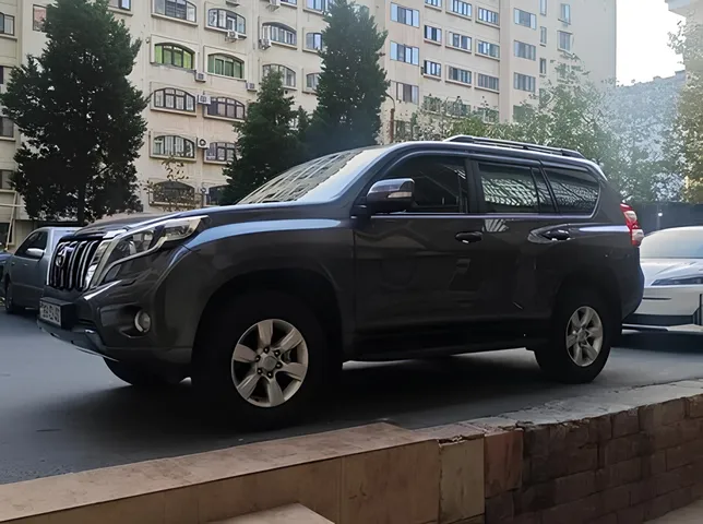 Toyota Land Cruiser Prado, 2.7 L, 2014 год, 150 000 km, Баку - Цена: 50 000 ₼ - Tunel.az