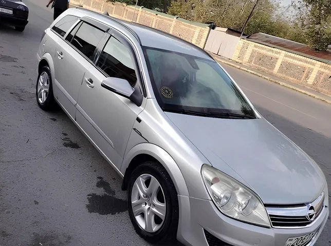 Opel Astra, 1.4 L, 2009 год, 300 034 km, Габала - Цена: 12 500 ₼ - Tunel.az