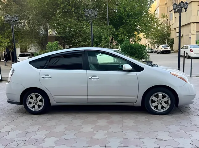 Toyota Prius, 1.5 L, 2007 год, 375 000 km, Баку - Цена: 12 500 ₼ - Tunel.az