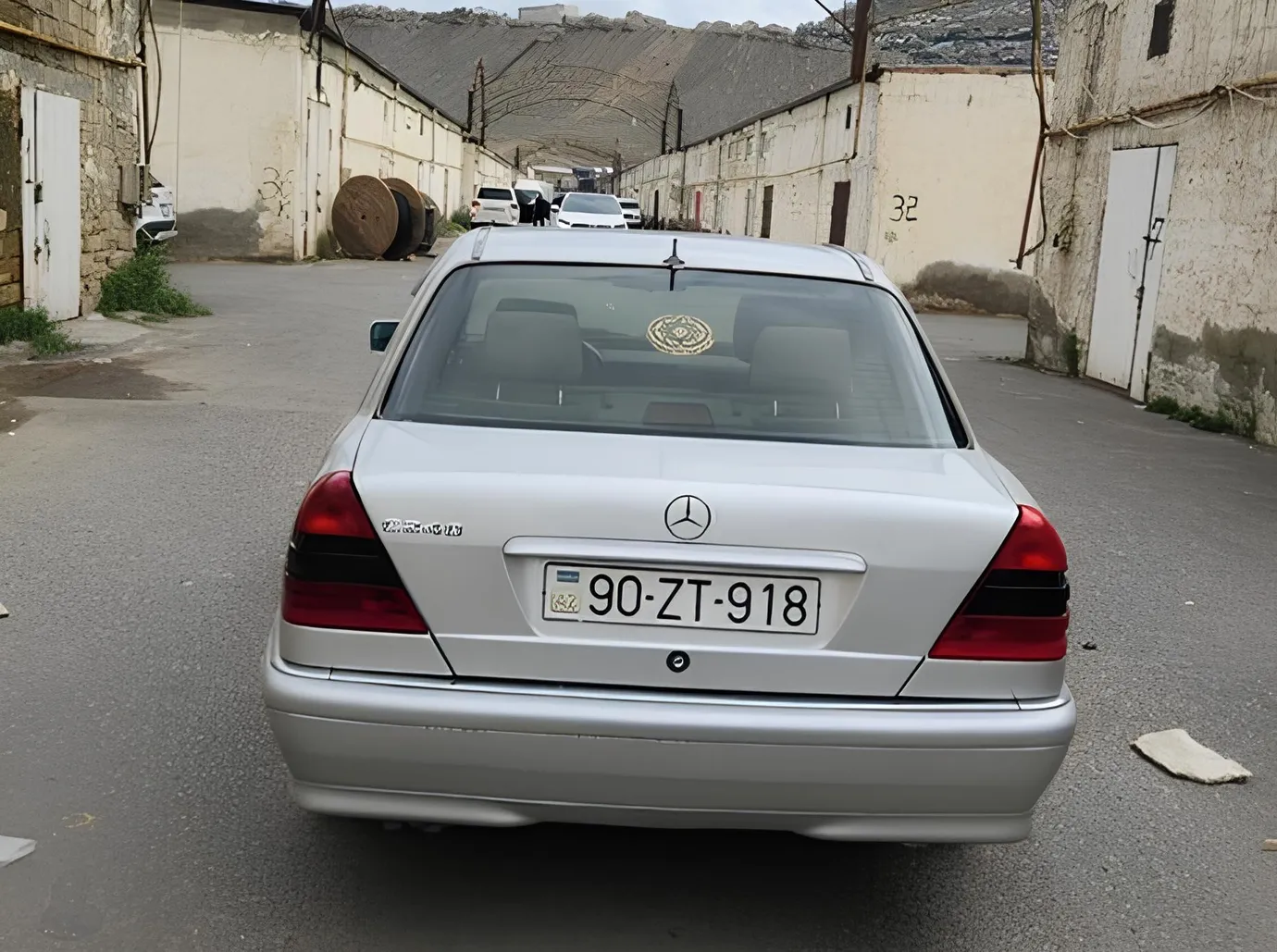 Mercedes C 240, 2.4 L, 1999 year, 407 000 km, Baku - Price: 11 200 ₼ - Tunel.az