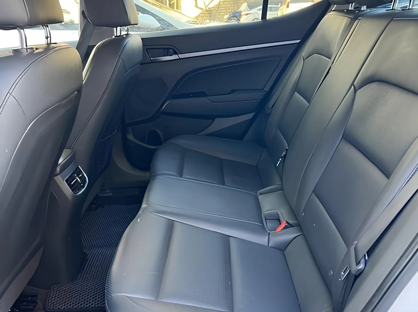 Hyundai Avante, 1.6 L, 2015 год, 248 000 km, Баку - Цена: 20 700 ₼ - Tunel.az