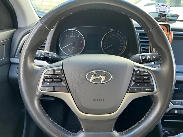 Hyundai Avante, 1.6 L, 2015 год, 248 000 km, Баку - Цена: 20 700 ₼ - Tunel.az