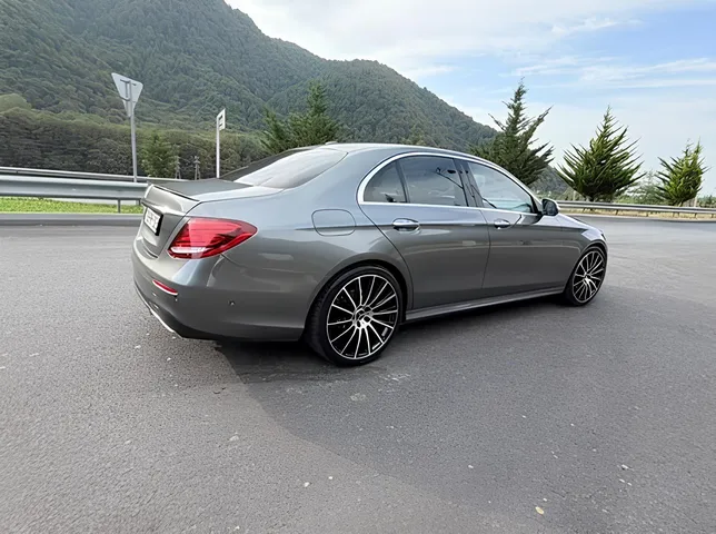 Mercedes E 300, 2.0 L, 2026 i̇l, 195 000 km, Bakı - Qiymət: 40 500 ₼ - Tunel.az