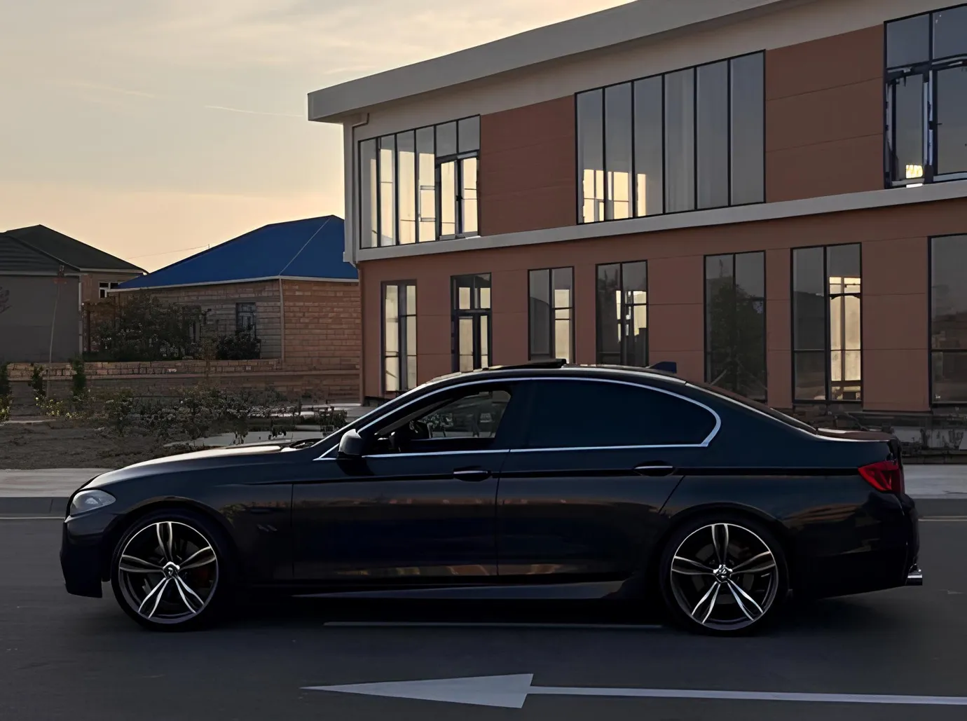 BMW 528, 2.0 L, 2013 год, 285 000 km, Сумгаит - Цена: 20 900 ₼ - Tunel.az
