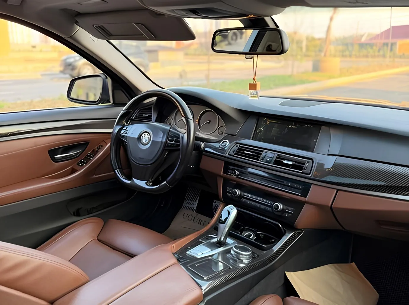 BMW 528, 2.0 L, 2013 год, 285 000 km, Сумгаит - Цена: 20 900 ₼ - Tunel.az