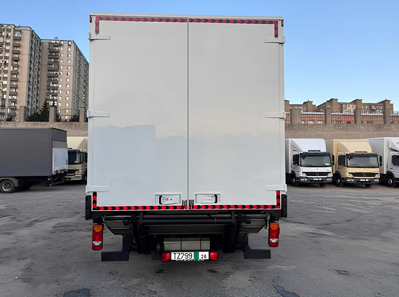 Mercedes Atego 816, 4.3 L, 2010 i̇l, 303 440 km, Bakı - Qiymət: 38 500 ₼ - Tunel.az