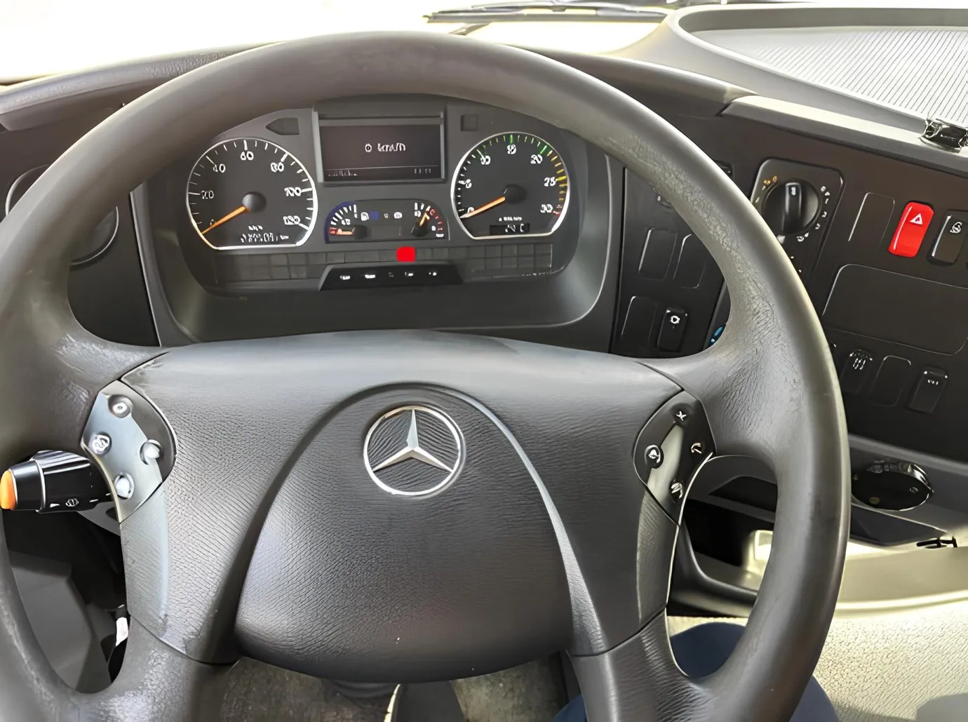 Mercedes Atego 818, 4.3 L, 2011 year, 239 509 km, Baku - Price: 41 000 ₼ - Tunel.az